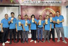 DOHON公司4月份目標(biāo)達(dá)成獎(jiǎng)?lì)C獎(jiǎng)儀式