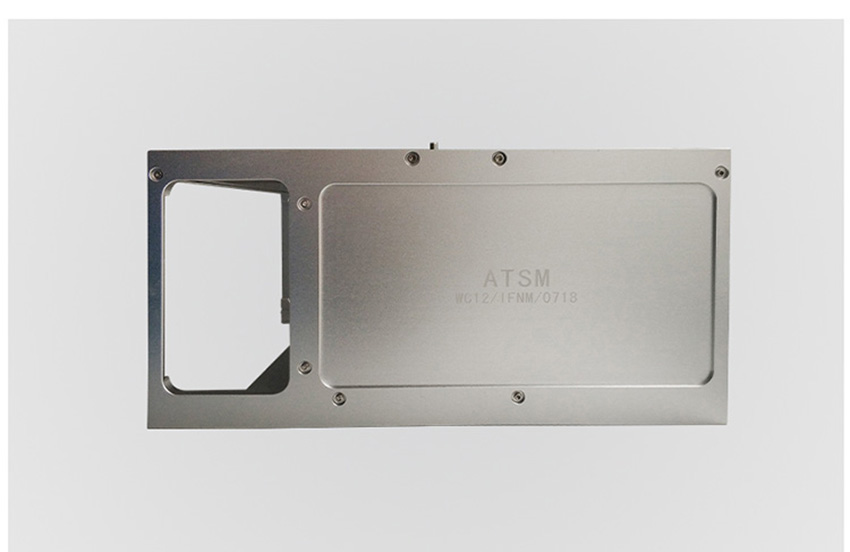 自動(dòng)落鎖晶圓框架盒側(cè)面圖
