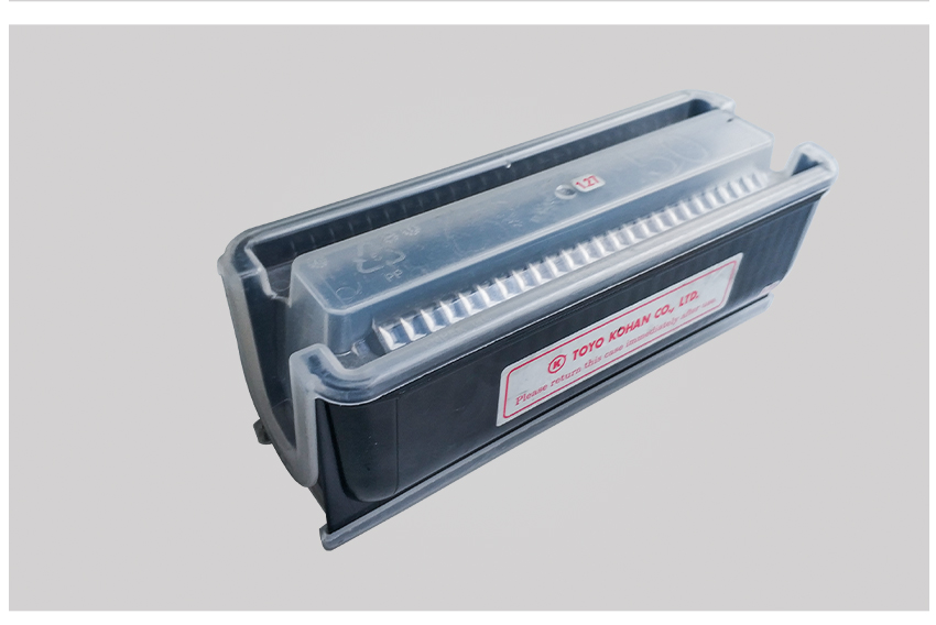 塑料硅片盒產(chǎn)品整體實(shí)拍圖