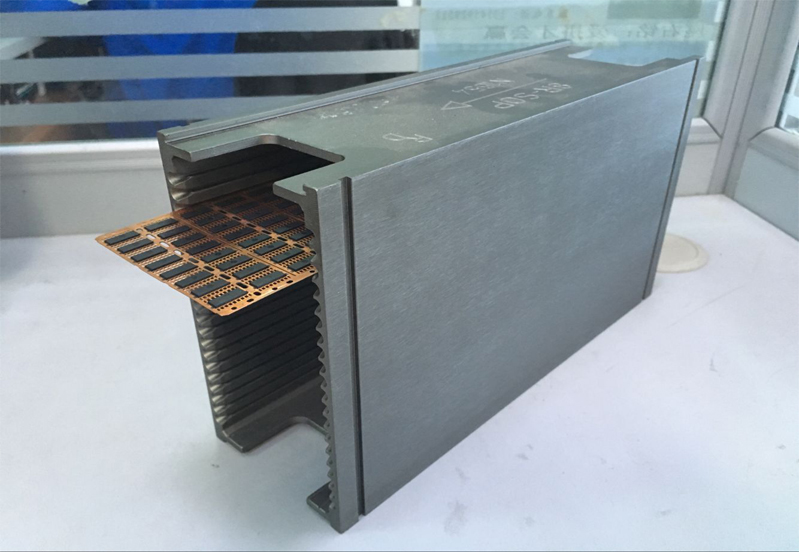 IC耐高溫料盒使用圖.jpg IC耐高溫料盒使用圖.jpg