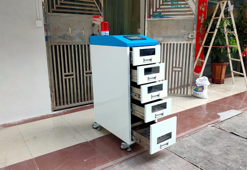 錫膏膠水快速回溫裝置內(nèi)部圖.jpg 錫膏膠水快速回溫裝置內(nèi)部圖.jpg